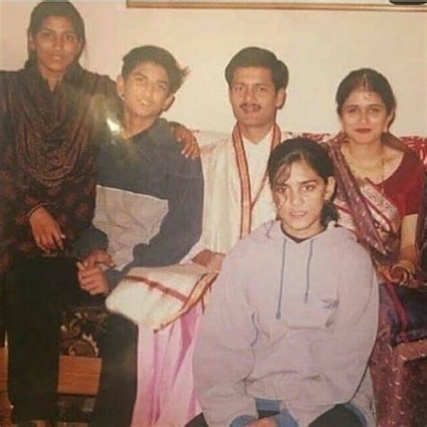 sushant singh rajputs family pic sushant singh bollywood images