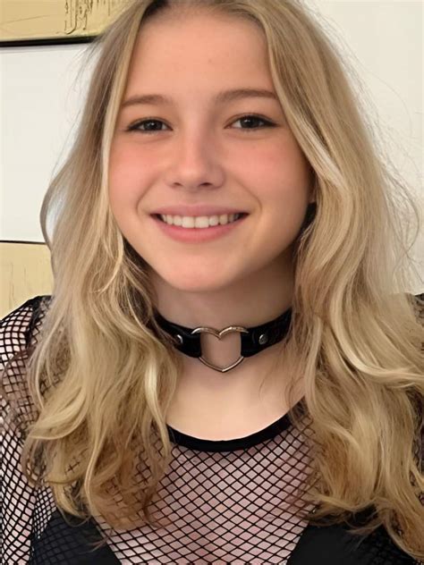 The Zoe Moore Leak: The Consequences and Future Implications - 3snbjxs
