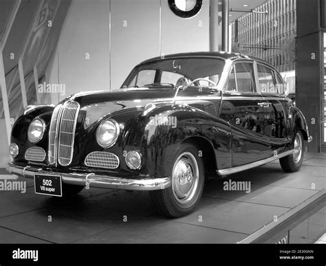 Bmw 502 hi-res stock photography and images - Alamy