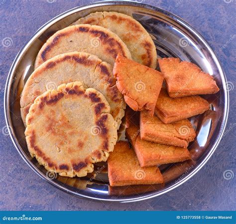 Biscoitos Do Sindhi - Biscoito Amanteigado Doce Do Lola E Do Chautha
