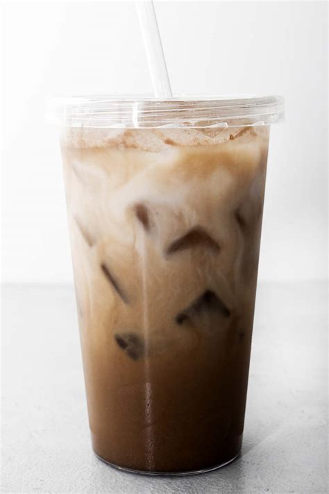 Starbucks Iced Chocolate Almondmilk Shaken Espresso Copycat Recipe ...