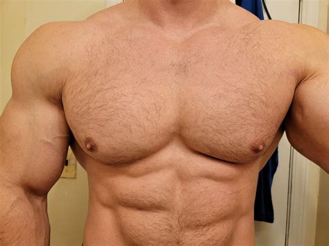 pecs&abs : r/PecsAndPecBouncing