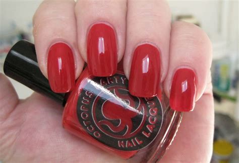 Lacquer Slacker Liz: OPNL Universal Loner