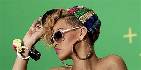 Фотографии со съемок нового клипа Рианны "Rude Boy" — Starnote
