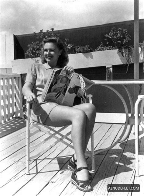 DONNA REED Feet - AZNudeFeet