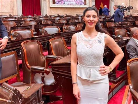 marcela pagano anuncio  esta embarazada gracias dios por este milagro