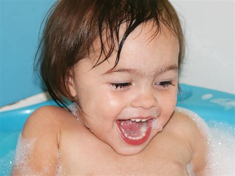 girl bath bath images pixabay